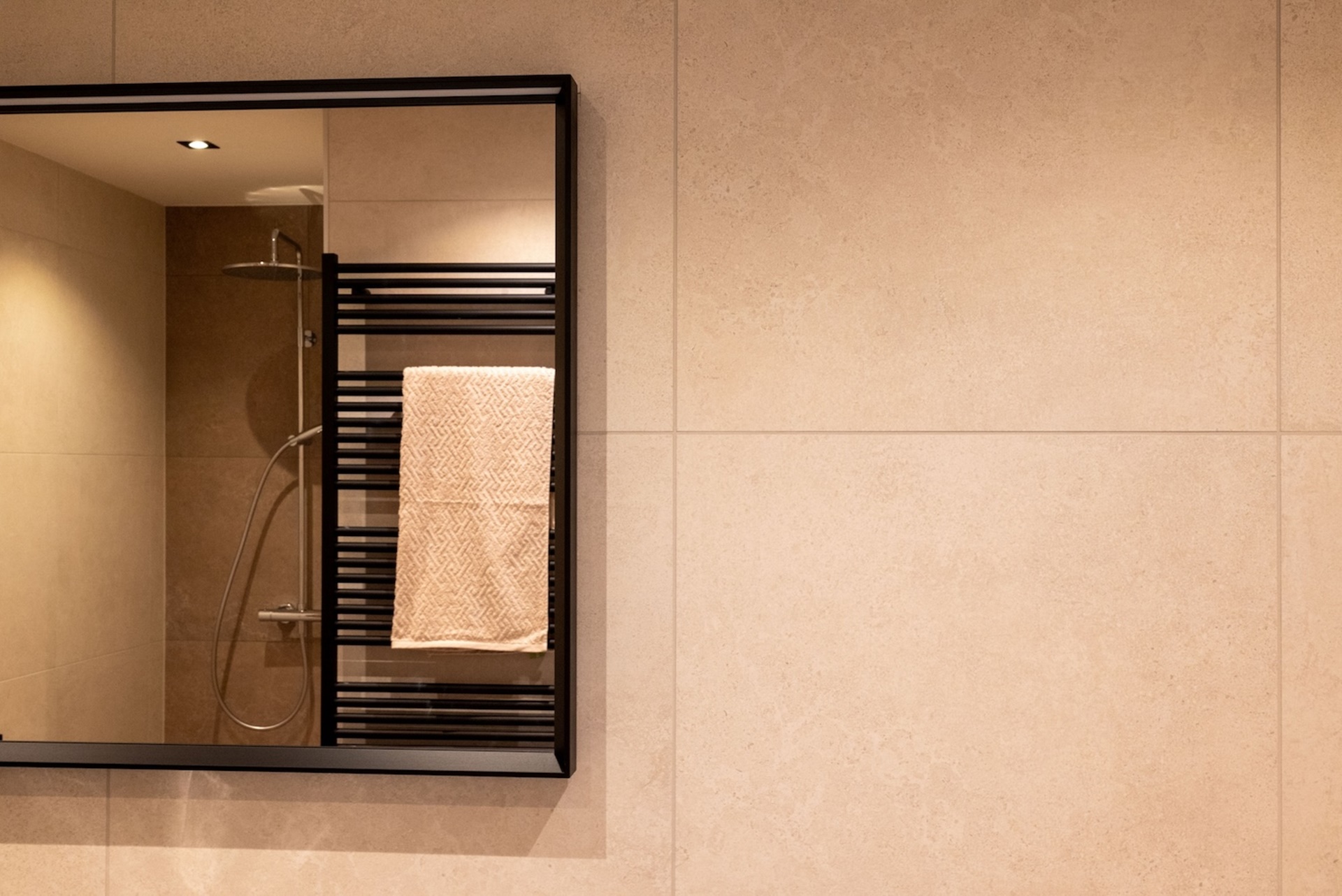 Fliesenperformance JE e.U.